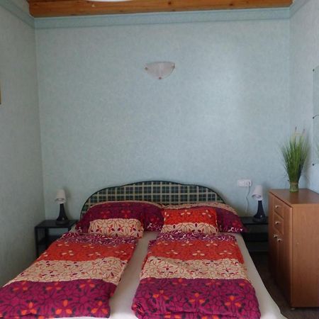 Orwa Apartmanok - Fenyofa Koez Zalakaros Exterior foto